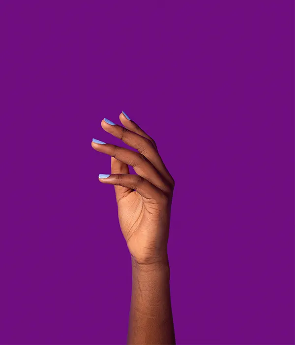 آموزش تخصصی کاشت ناخن در اصفهان