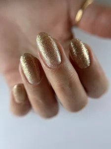 نمونه کار هنرجوی دوره آموزش کاشت ناخن در اصفهان